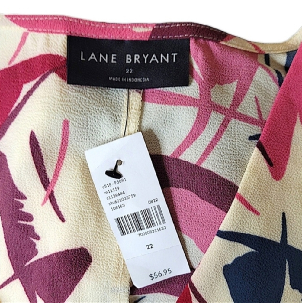 Lane Bryant Floral Print Semi Wrap Top Size 22 Long Sleeve - Picture 4 of 8
